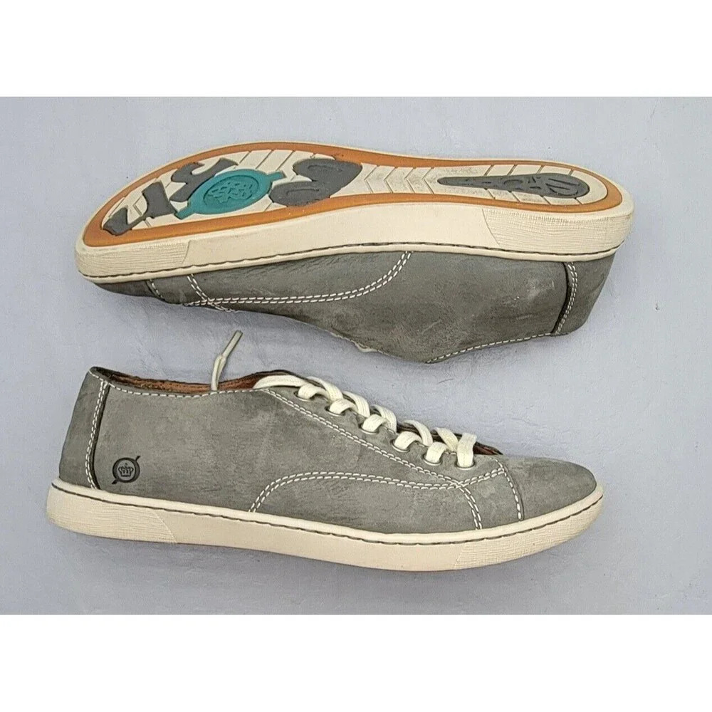 Børn W22211 Gray Leather Fashion Sneakers Women’s Size 7.5M Casual Comfort EUC
